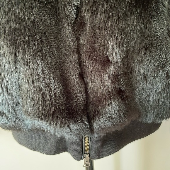 Mahoney Faux Fur Bomber Jacket Aritzia Golden by TNA - size Large - Picture 4 of 16